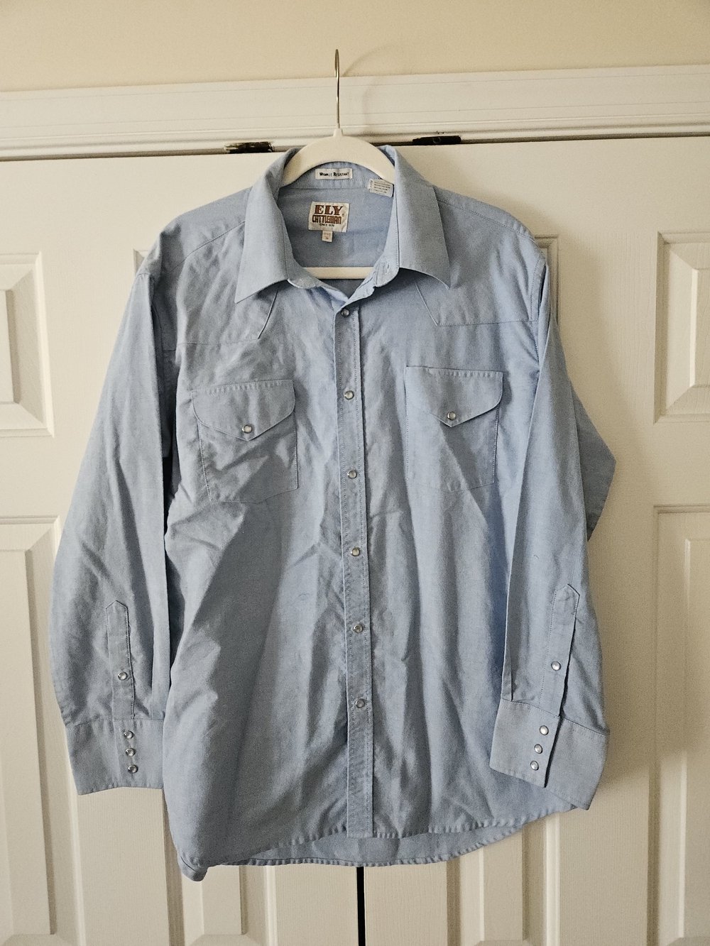 Ely Cattleman Men's 17 1/2 Blue Wrinkle Resistant Long Sleeve Pearl Snap Shirt